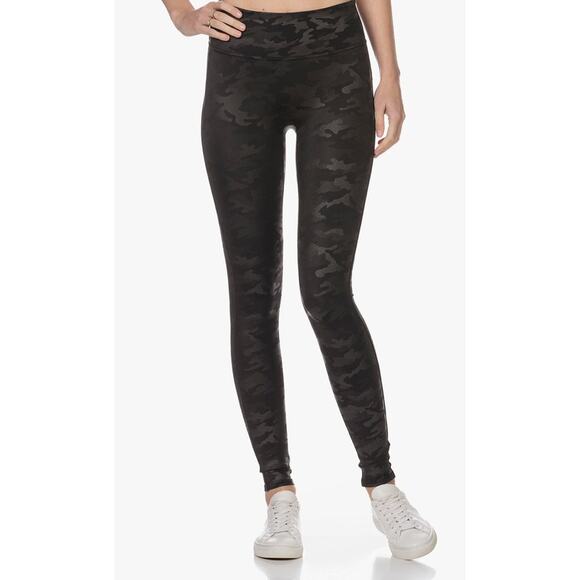 SPANX Camo Leggings Size Medium - Picture 1 of 6